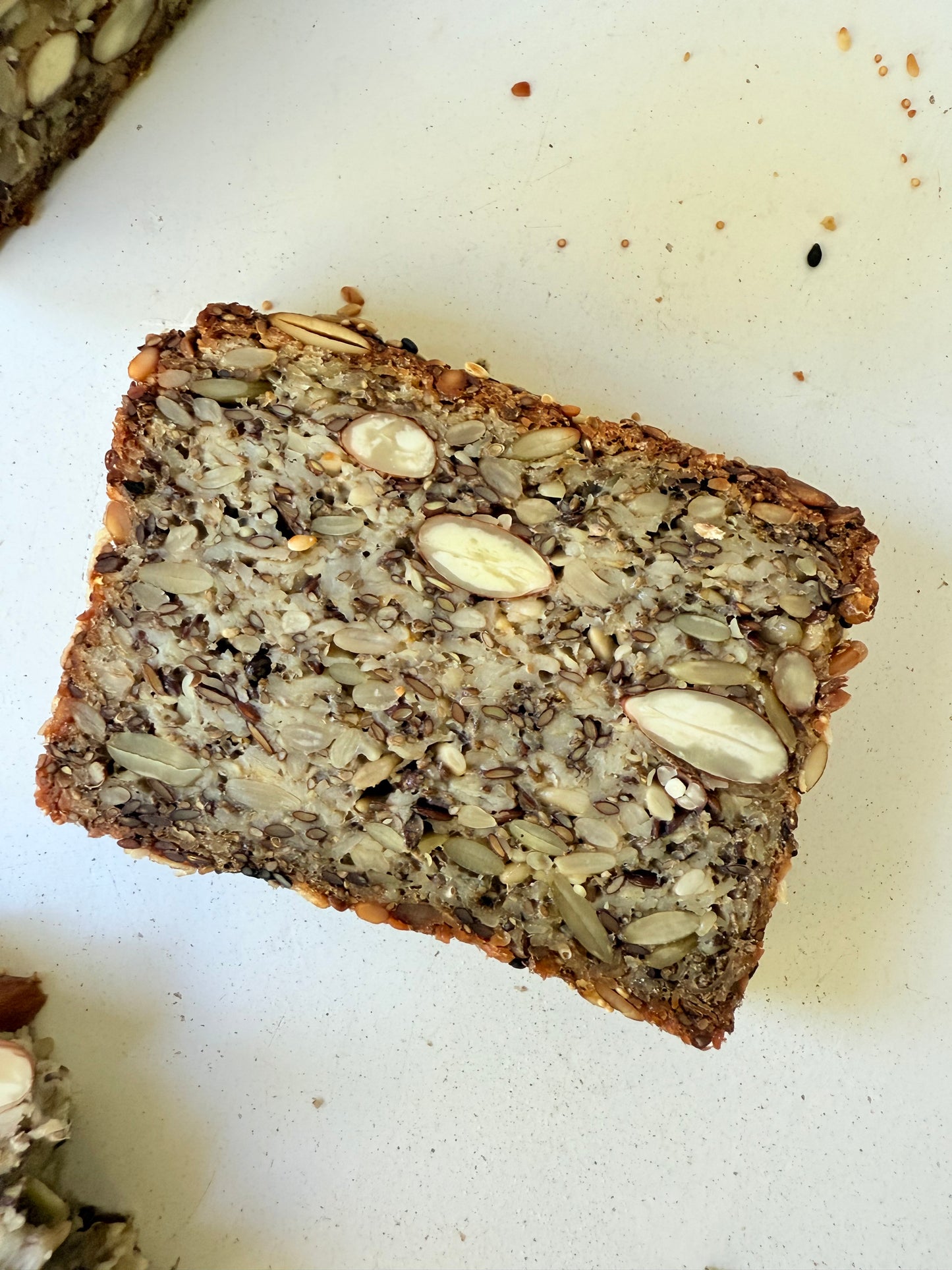 Goodness Loaf 850g