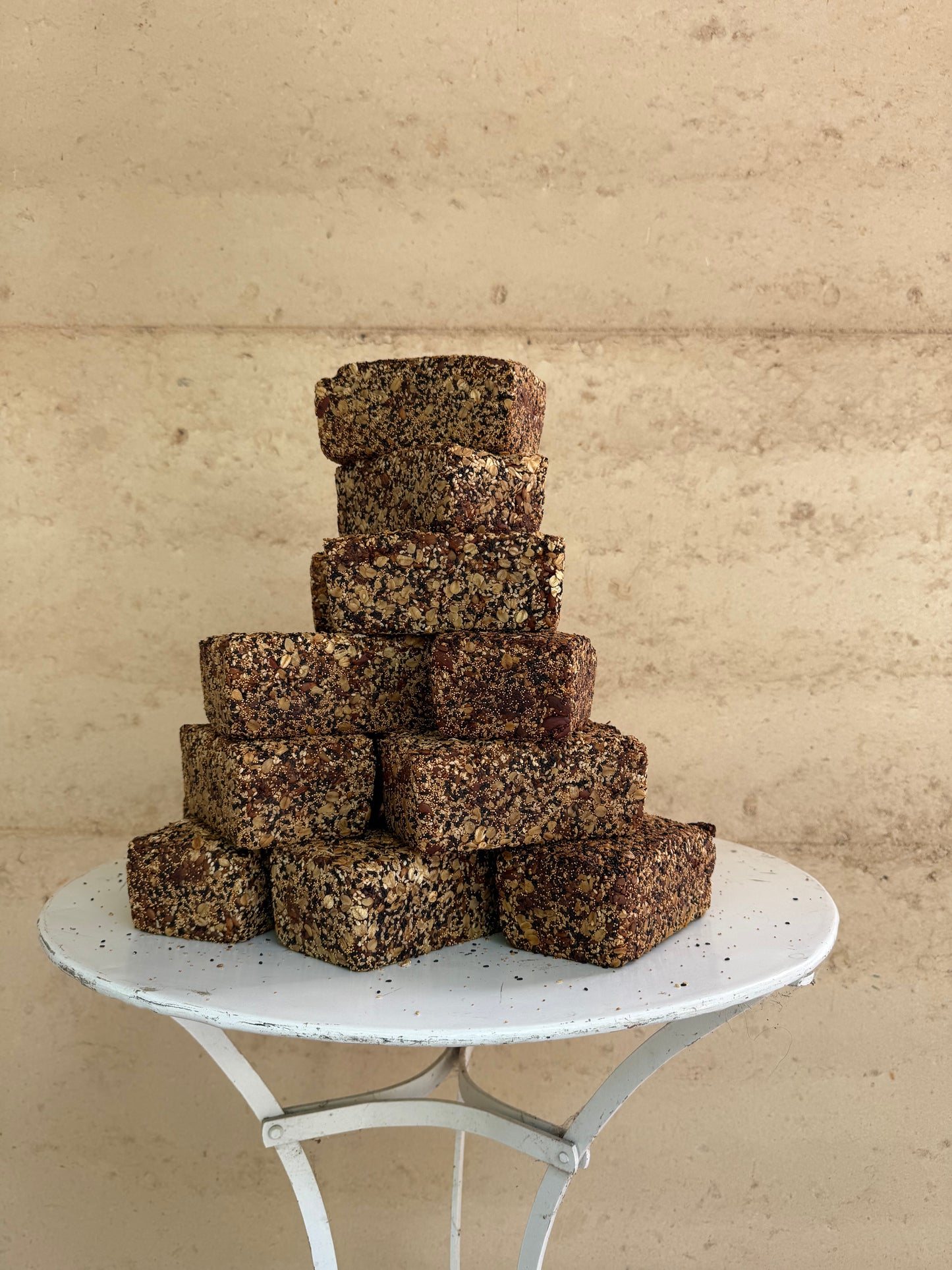 Super Seed Mountain Loaf 850g