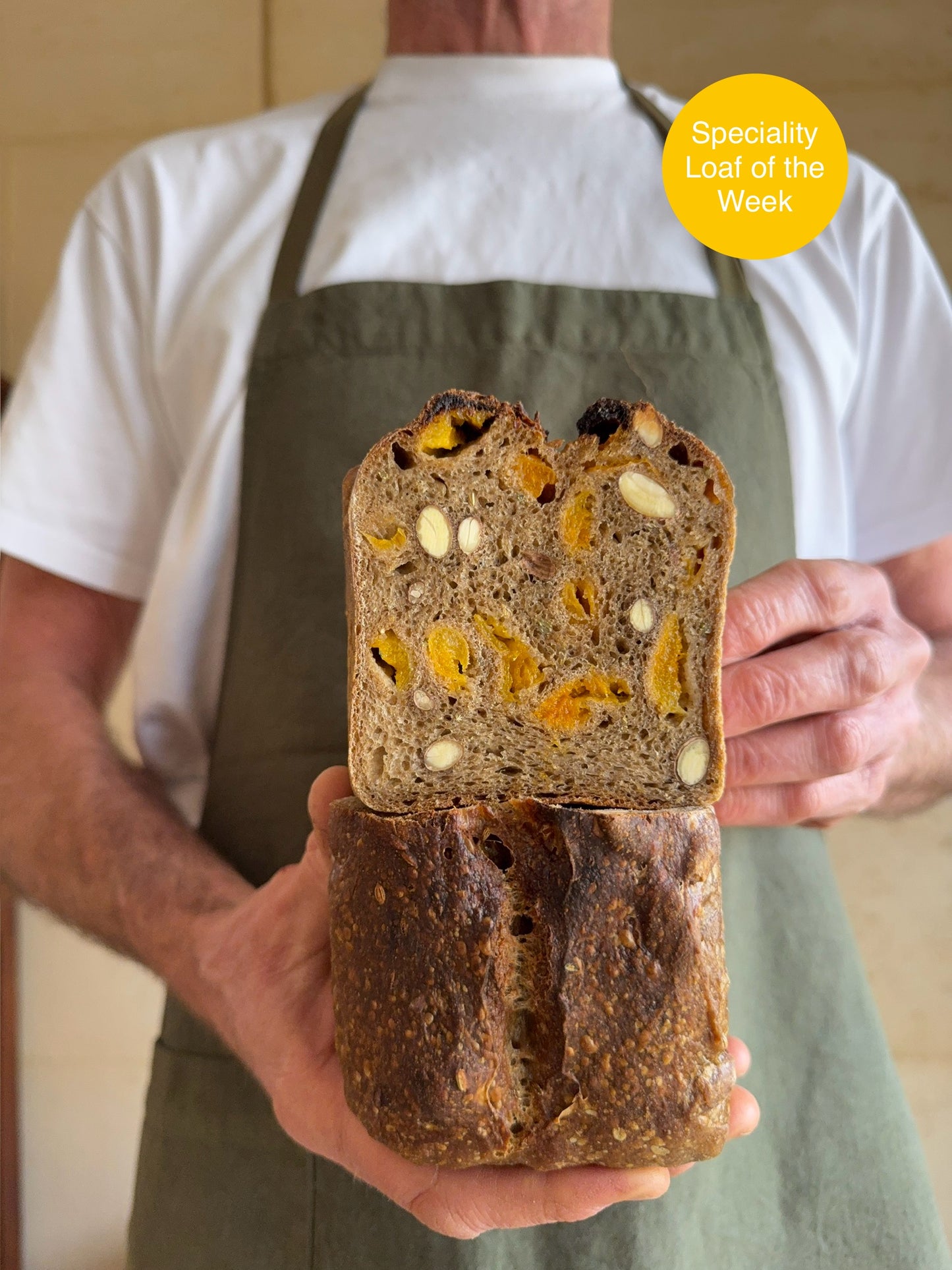 Apricot, Almond & Fennel Sourdough Loaf 850g