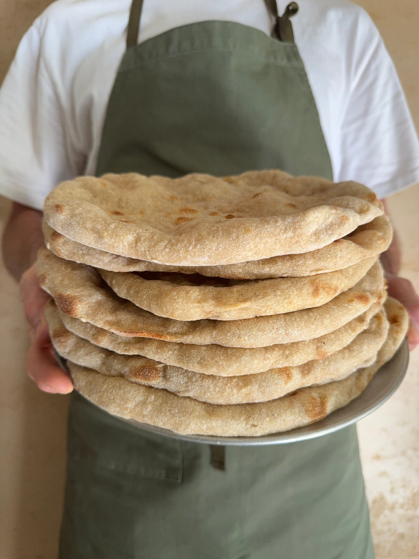 Par-Baked Sourdough Pizza Base – 200g / 20–25 cm